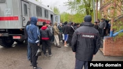 Антимигрантская облава в Красноярске, Россия, 13 мая 2025 года