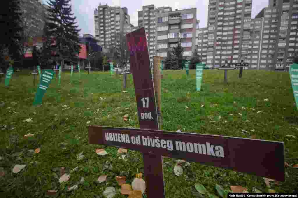 Prema dostupnim podacima Centra, u 2020. godini u BiH je zabilježeno 11 slučajeva femicida. "To je podatak koji brine, a brine i to da od tri ubijene žene dvije su ubili njihovi bivši ili sadašnji partneri.“