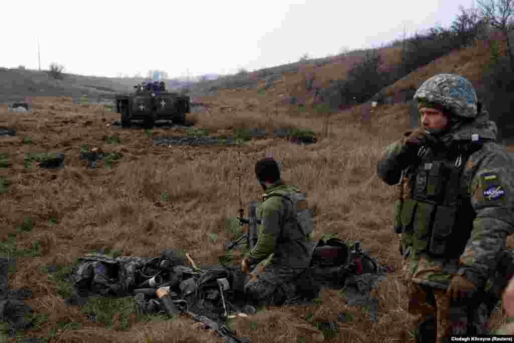 Воїни батальйону «Карпатська Січ» під час перерви між боями на лінії фронту поблизу Кремінної. Луганська область, 3 січня 2023 року