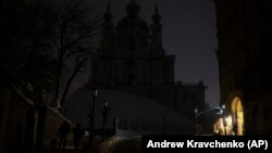 Коваленко прогнозує, що завтра відключення можливі і в світло-сірих зонах графіку