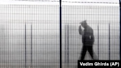 На початку листопада у Хорватії затримали кілька десятків уродженців Чечні – вони скаржилися на примус підписати відмову від заяв на притулок