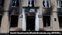 Зруйнований обстрілами російських військових центр дитячо-юнацької творчості, Мар'їнка, 14 квітня 2022 року