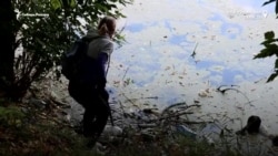 В Сибири люди сами очистили озеро, после многолетних обещаний властей В Сибири люди сами очистили озеро, после многолетних обещаний властей