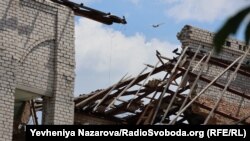 Постраждали дві жінки – 88 та 57 років, обидві зазнала осколкових поранень. Фото ілюстративне