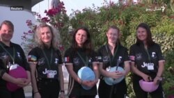 په متحده عربي اماراتو کې ښځو د اوښانو د ځغل سیالۍ کړې په متحده عربي اماراتو کې ښځو د اوښانو د ځغل سیالۍ کړې