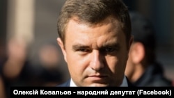 Сам Ковальов наразі не коментує повідомлення про кримінальне розслідування щодо нього