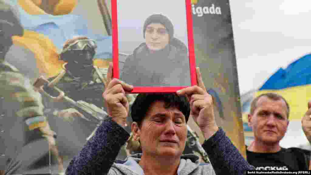 21 вересня Україна повернула 215 полонених. З російського полону звільнили 205 українських військових. Із них 108 – бійці «Азову». Крім українських військових, звільнили 10 іноземців, які воювали на боці ЗСУ, серед яких громадяни США, Британії, Марокко, Швеції, Хорватії – вони повернули за посередництва Саудівської Аравії  