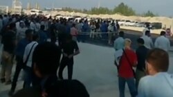 Proteste în Iran | Muncitorii din industria petrolieră au intrat în grevă Proteste în Iran | Muncitorii din industria petrolieră au intrat în grevă