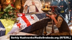 Грузин, який воював за Україну: в Києві прощалися із добровольцем Едішером Кварцхелія