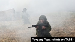 Британська розвідка припускає, що через низький моральний дух і небажання воювати російські війська, ймовірно, почали розгортати «загороджувальні загони» або «підрозділи блокування». Фото ілюстративне