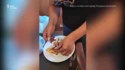 Військові медалі батька Катерини сховали в пиріжках з вишнями 