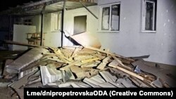 Наслідки одного з попередніх ударів по Нікополю, жовтень 2022 року