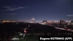 Вечірній Київ під час економії електроенергії, 11 жовтня 2022 року