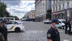 Захоплення Universal Bank у Києві. Відео з місця події Захоплення Universal Bank у Києві. Відео з місця події