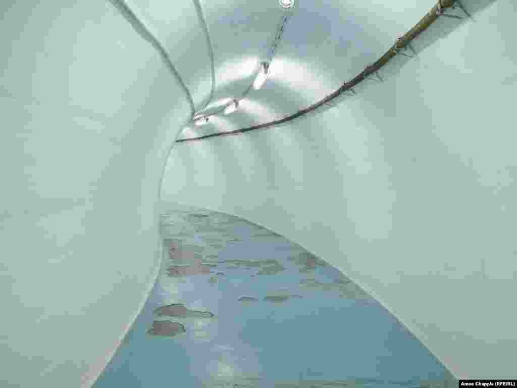 «Глобальная среда сейчас, к сожалению, очень похожа на то, что было (во время холодной войны), отягощенная очень тяжелым ощущением надвигающегося конфликта», — сказала Сельма Хаджихусейнович, представляющая боснийское правительственное агентство, которое управляет объектом.  