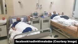 ვაჟა ცეცაძე და ნადიმ ხმალაძე სამხედრო ჰოსპიტალში, კიევი