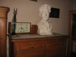 Дружина зупинила годинник у час смерті композитора