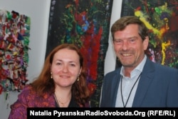 Директор Berliner Week 2017 Юрґен Ґольтц і українська художниця Олена Бандурка