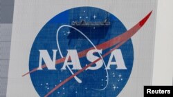 «Дуже важливо, щоб наступний керівник NASA повністю відповідав програмі президента Трампа «Америка понад усе» - заявили у Білому домі