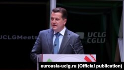Мэр Казани Ильсур Метшин избран председателем "Объединенные города и местные власти", ноябрь 2021 года.