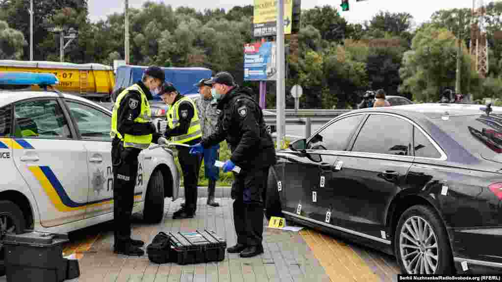 Національна поліція відпрацьовує три основні версії замаху на першого помічника президента України Сергія Шефіра, повідомив голова Національної поліції Ігор Клименко на брифінгу 22 вересня  