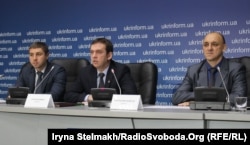 Адвокати екс-бійців Беркуту Сергія Зінченка та Павла Аброськіна: Олександр Горошинський, Стефан Решко та Ігор Варфоломєєв