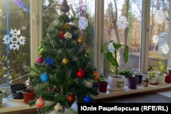 Ялинка в шелтері для переселенців у Дніпрі