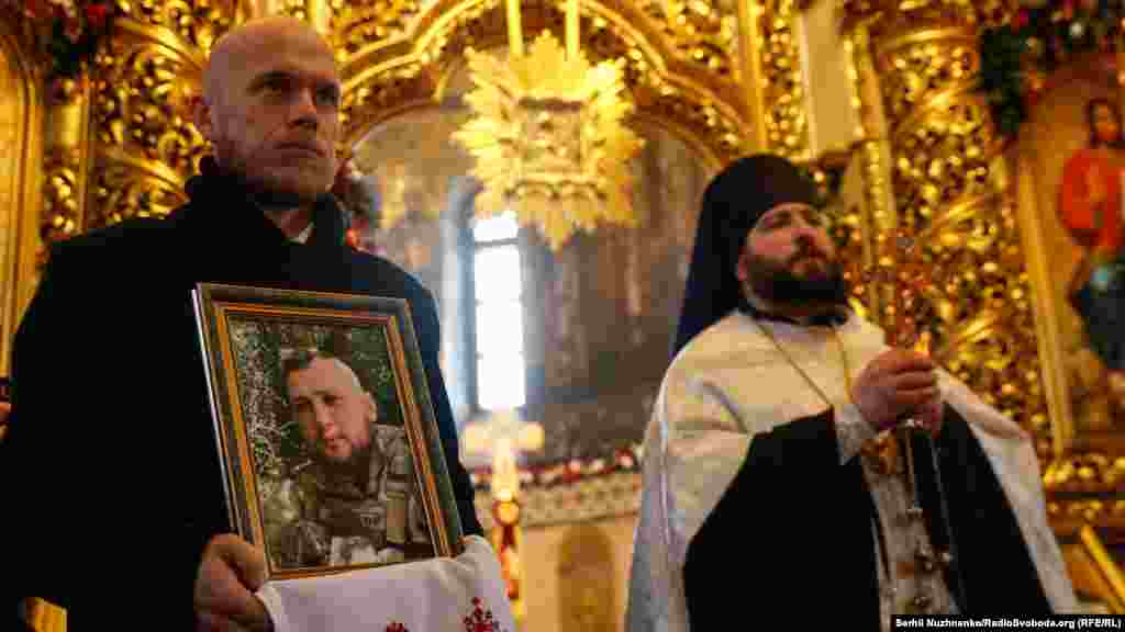 Боец территориальной обороны Геннадий Афанасьев, позывной «Тор», погиб во время боев с российскими военными у поселка Белогоровка Луганской области. Об этом стало известно 21 декабря 2022 года. Бывший политзаключенный РФ с первых дней полномасштабной войны встал на защиту Украины. Защитнику теперь навсегда 32 года