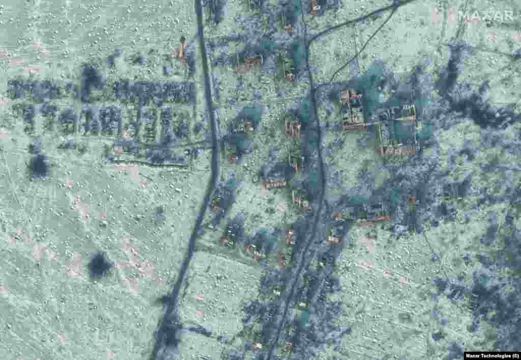 На спутниковом снимке от 10 января запечатлены некоторые разрушения, которым подверглась часть Соледара, города, в котором раньше проживало более 10 тыс. жителей.  