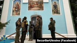 У СБУ заявляють, що всі вилучені матеріали направлені на експертизу. Фото ілюстративне