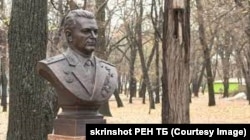 Памʼятник Григорію Бояринову в Мелітополі