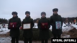 Поховання загиблого на війні в Україні росіянина, фото ілюстративне