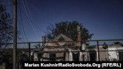 Наслідки обстрілів російським військами селища неподалік від Бахмуту, 12 жовтня 2022 року