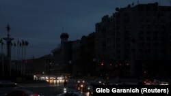 Київ у грудні 2022 року під час блекауту, спричиненого російськими ракетними обстрілами і дроновими атаками енергетичної інфраструктури України