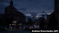 Центр Києва під час віялових відключень електроенергії у жовтні 2022 року, Україна, фото архівне
