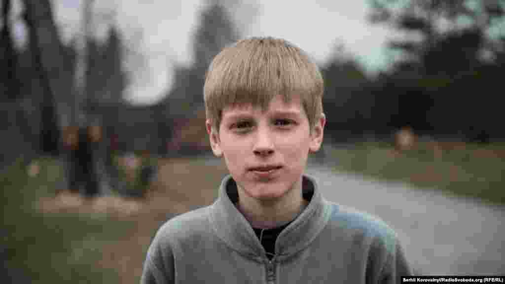 Богдан: «Мрія – водити вантажівку. Чекаю 18 років, щоб права отримати»