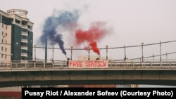 Марія Альохіна і Ольга Борисова на акції підтримки Олега Сенцова. Якутськ, 6 серпня 2017 року