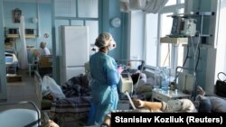 Міністр наголосив на важливості вакцинації, адже серед госпіталізованих з COVID-19, за його даними, понад 95% не мають щеплення проти коронавірусу