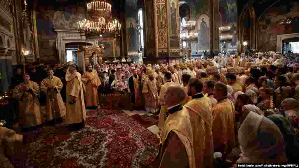 До Києва прибула делегація від Вселенського патріарха Варфоломія. Всі ці заходи відбуваються на тлі очікування автокефалії для української православної церкви