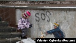 «Моя данина пам'яті жертвам цієї війни» – художник-урбаніст з Італії TVboy (фотогалерея)