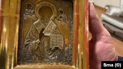 Iz kabineta predsjedavajućeg Predsjedništva BiH Milorada Dodika i dalje tvrde da ikona koju je poklonio Lavrovu nije ukradena.