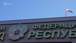 Суд в Крыму продлил арест обвиняемому в «деле Хизб ут-Тахрир» (видео) Суд в Крыму продлил арест обвиняемому в «деле Хизб ут-Тахрир» (видео)