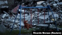 За даними Сергія Гайдая, російські війська «потужно обстрілюють» Лисичанськ