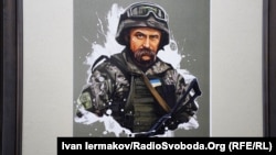 Одна з художніх робіт на виставці плакатів «Шевченко: 4.5.0», присвячена війні і постаті Тараса Шевченка. Київ, червень 2022 року