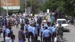 Private School Workers And Owners In Pakistan Protest Coronavirus Restrictions Private School Workers And Owners In Pakistan Protest Coronavirus Restrictions
