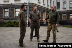 Володимир Зеленський, президент, Андрій Єрмак, голова Офісу президента, Валерій Залужний, головнокомандувач ЗСУ. Київ, 7 червня 2022 року