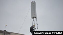 Влада відновлює звʼязок в деокупованому Херсоні, листопад 2022 року