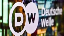 Россия отозвала лицензию Deutsche Welle и инициирует процедуру признания СМИ "иноагентом" Россия отозвала лицензию Deutsche Welle и инициирует процедуру признания СМИ "иноагентом"