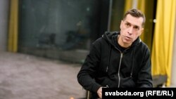 Лидер группы "Ногу свело" Максим Покровский