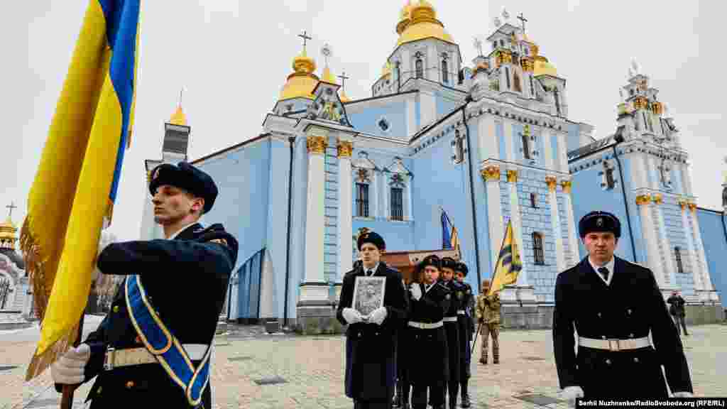 Старший лейтенант, командир бойової снайперської групи  розвідки ОЗСП «Азов» НГУ Ігор Линдюк (Єгерь) був посмертно нагороджений орденом «За мужність» III ступеня 